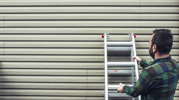 How To Choose The Right Materials for Your Siding Installation in 'Laurel, FL